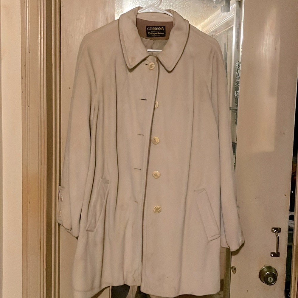 Cordana  simply luxurious ladies coat